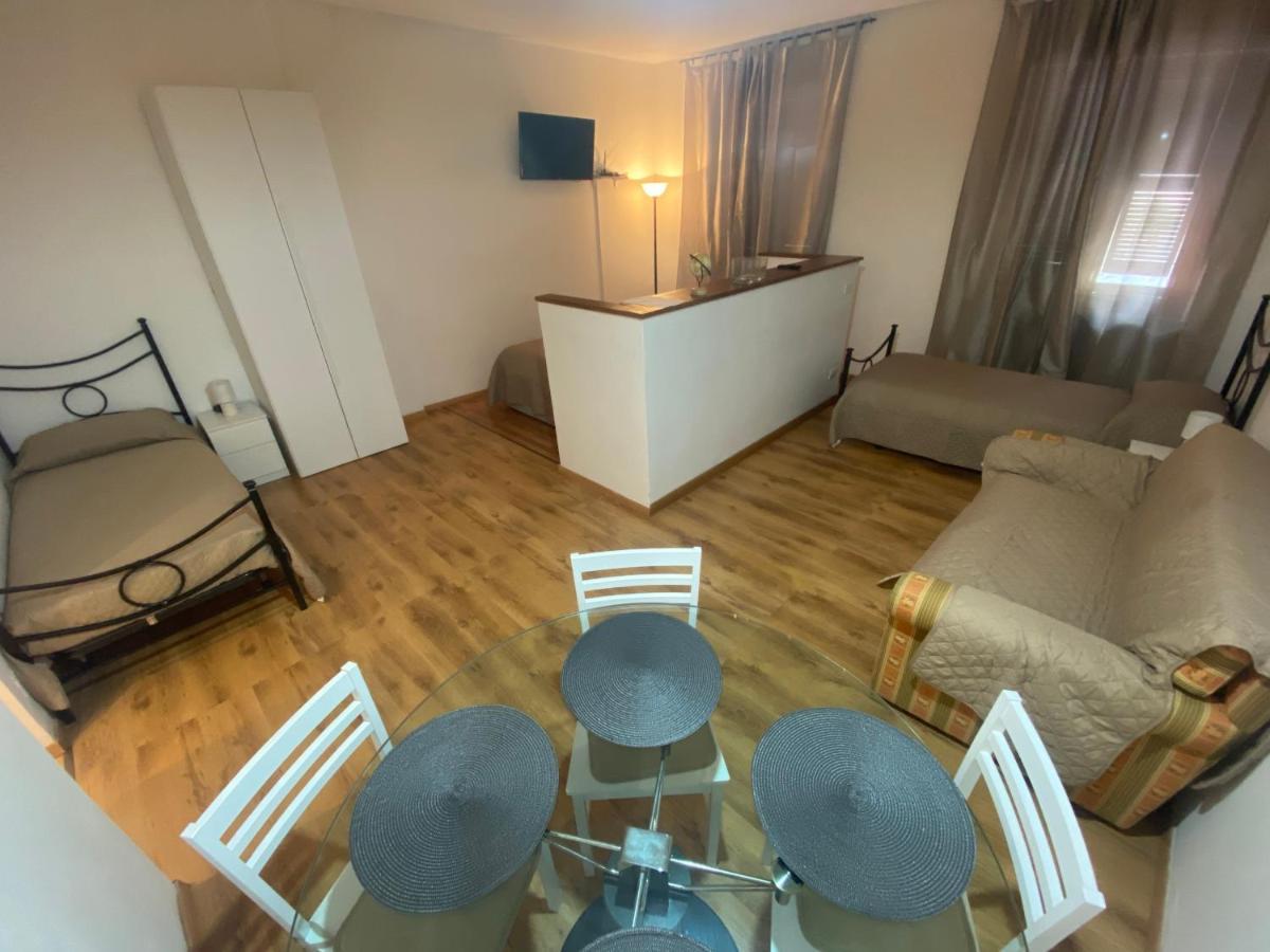סראוואלה סקריביה B&B Your Home Outlet 6 מראה חיצוני תמונה